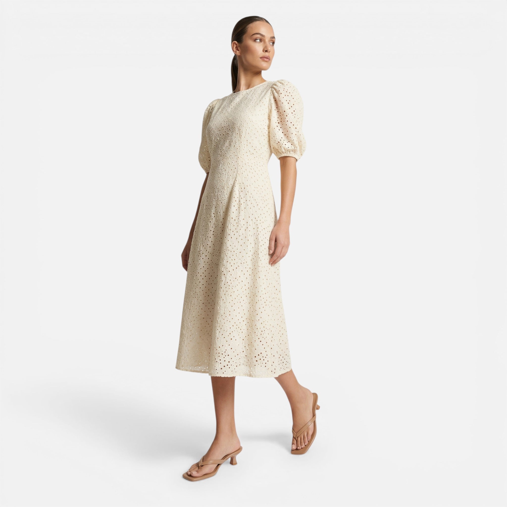 Acethetiq's | Women’s Comfort Clip-Toe Low-Heel Sandals