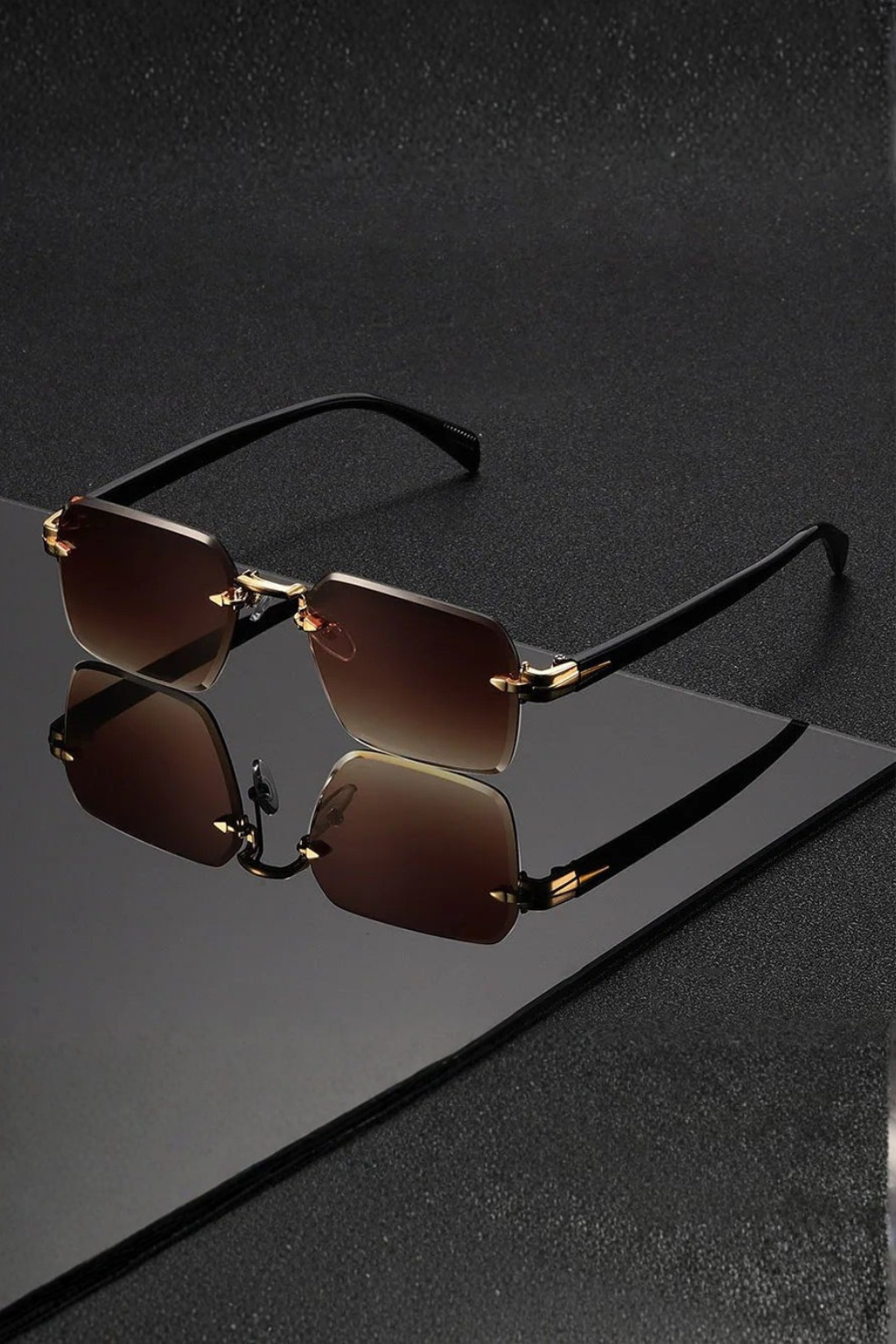Men's Rimless Sunglasses Modern Style Gold Bridge Gradient Lenses