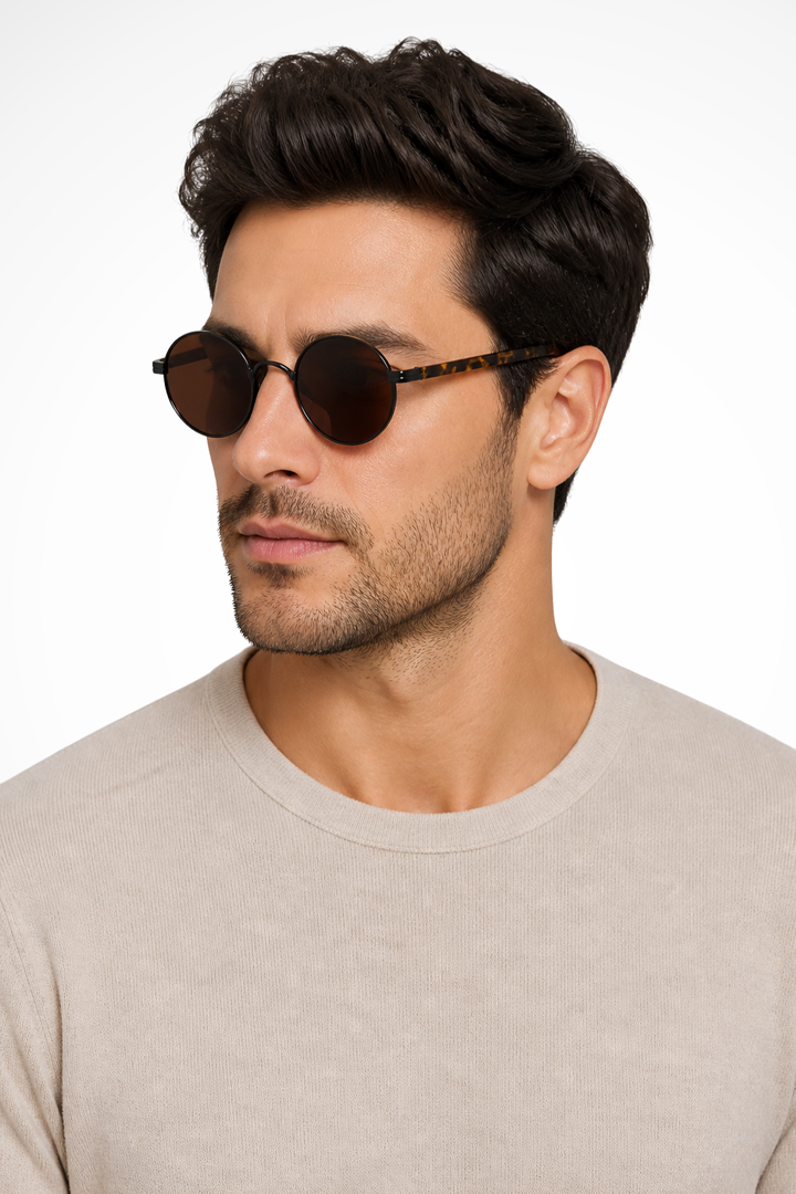 Men's Vintage Round Sunglasses Gold Metal Frame UV400 Protection