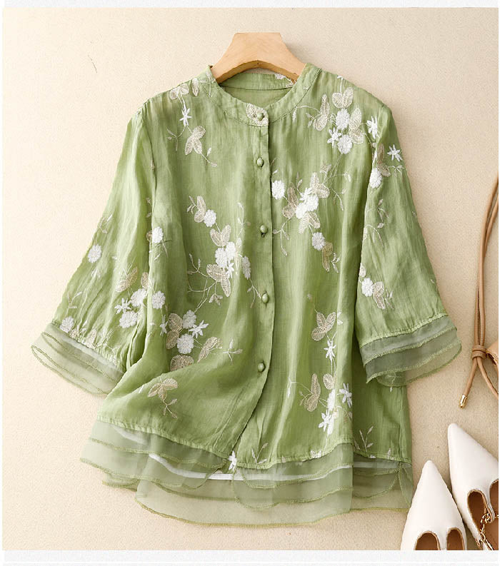 Women's Floral Embroidered Blouse in Relaxed Fit for Summer Casual and Evening Wear
