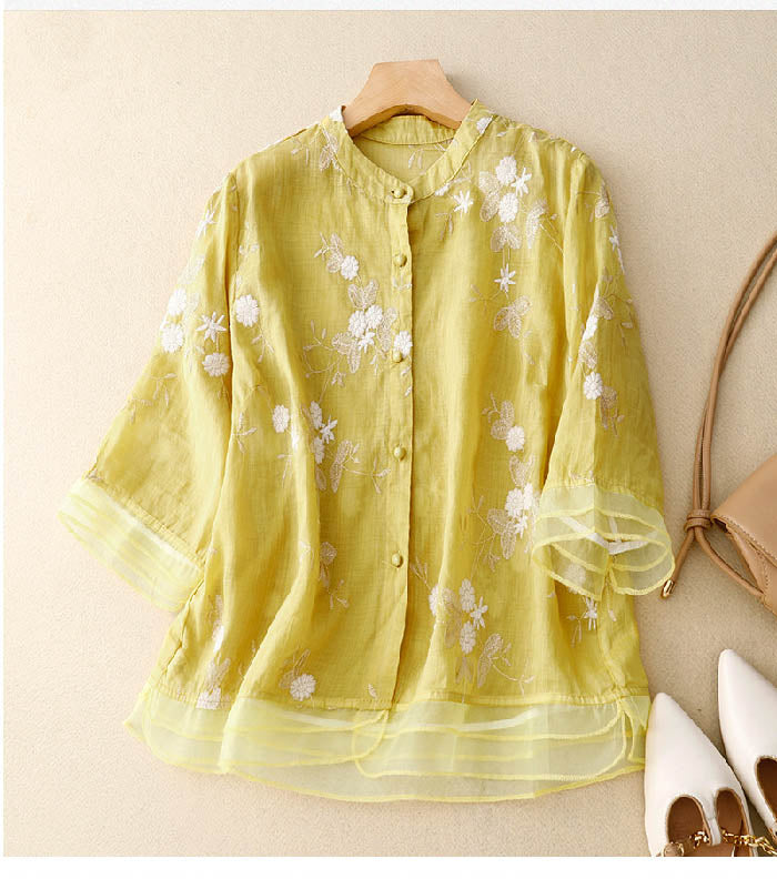 Women's Floral Embroidered Blouse in Relaxed Fit for Summer Casual and Evening Wear