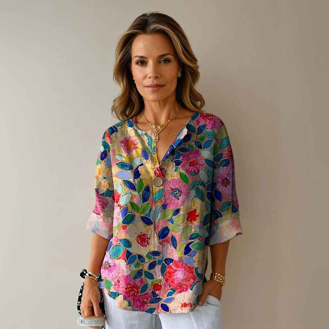 Women's Floral Print Blouse with Flattering Silhouette for Casual and Elegant Occasions