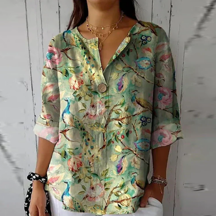Women's Floral Print Blouse with Flattering Silhouette for Casual and Elegant Occasions