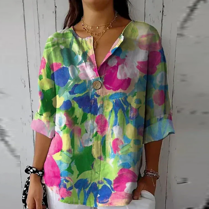Women's Floral Print Blouse with Flattering Silhouette for Casual and Elegant Occasions
