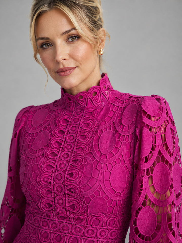 Women's Lace Midi Dress with Tailored Fit for Elegant Evening Events in Lightweight Fabric