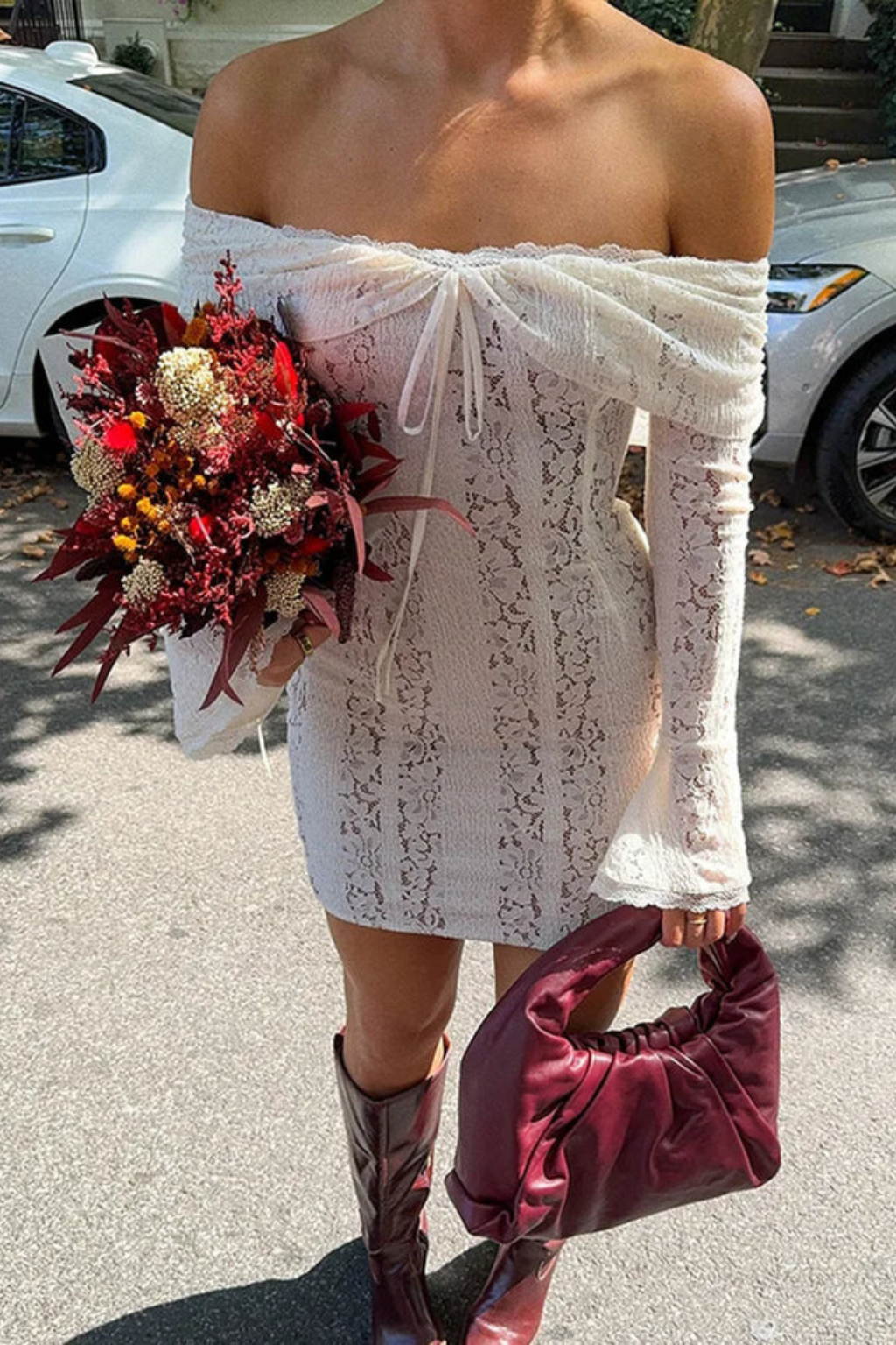 Women's Lace Off-Shoulder Mini Dress | Elegant Fitted Cocktail Dress for Formal Events