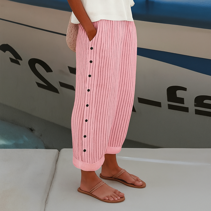 Women's Relaxed Fit Pants in Soft Fabric with Side Pockets for Everyday Comfort