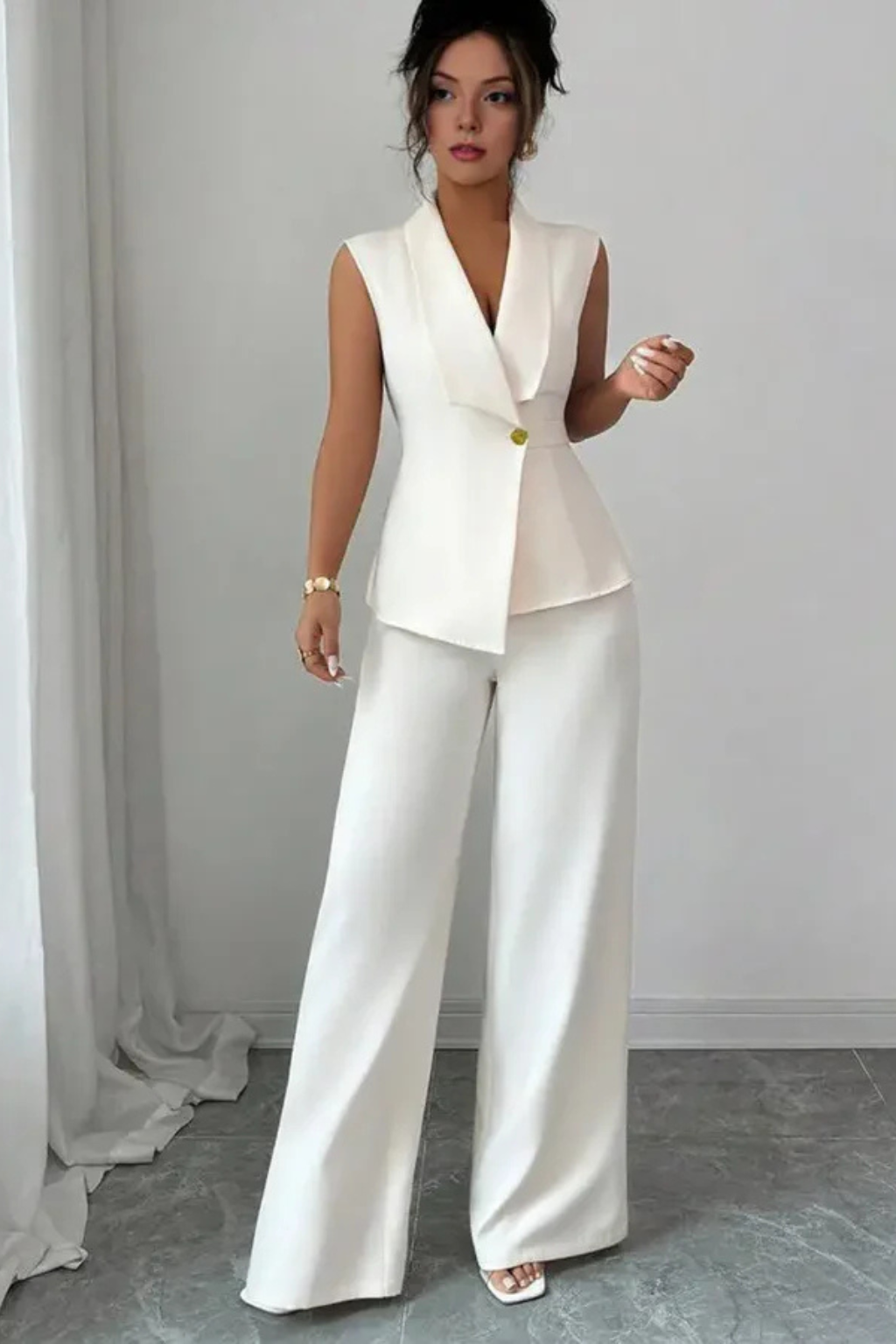Women's White Suit with Tailored Sleeveless Blazer and Wide Leg Trousers for Professional Occasions 2