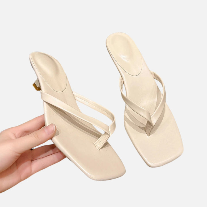 Acethetiq's | Women’s Comfort Clip-Toe Low-Heel Sandals
